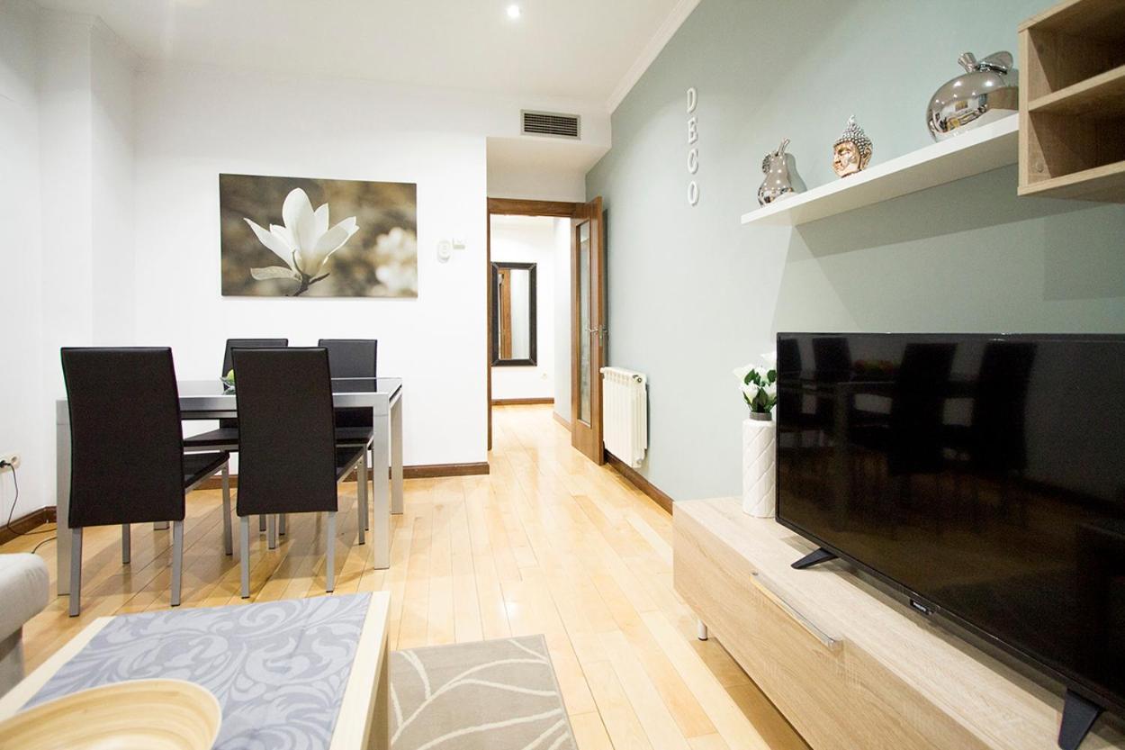 Apartamentos Adelfas Madrid Dış mekan fotoğraf