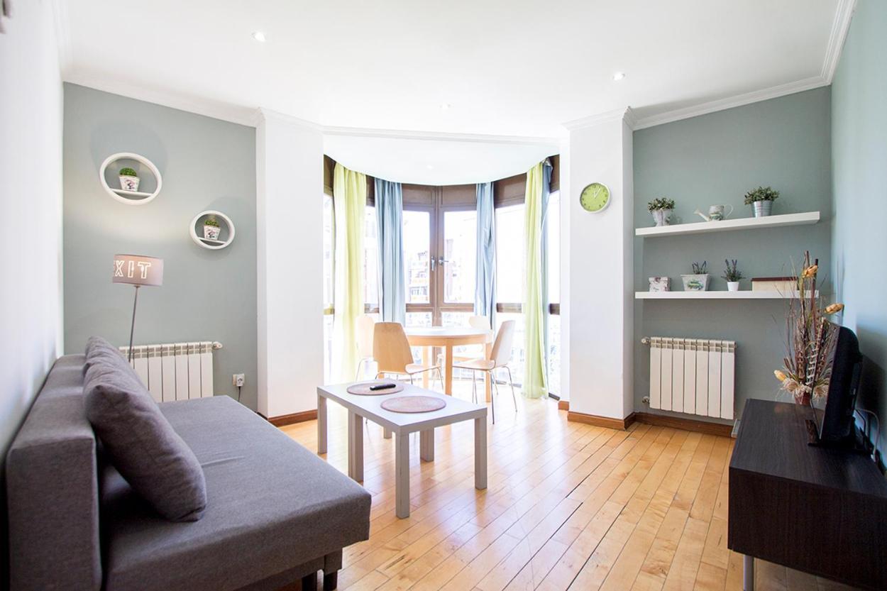 Apartamentos Adelfas Madrid Dış mekan fotoğraf