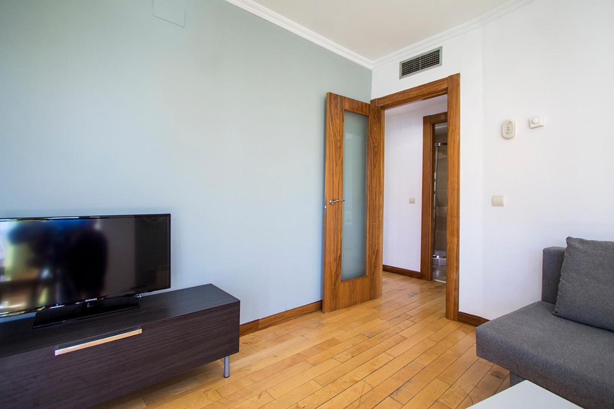 Apartamentos Adelfas Madrid Dış mekan fotoğraf