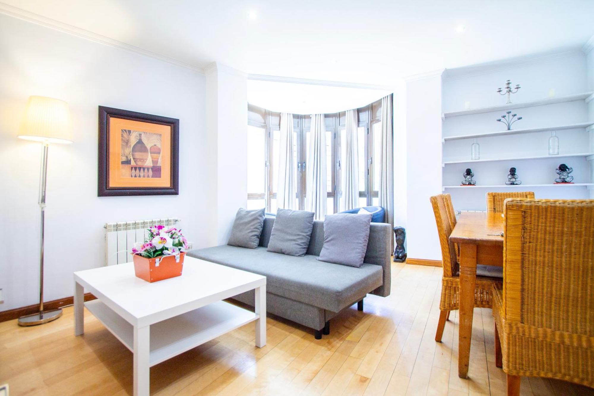 Apartamentos Adelfas Madrid Dış mekan fotoğraf
