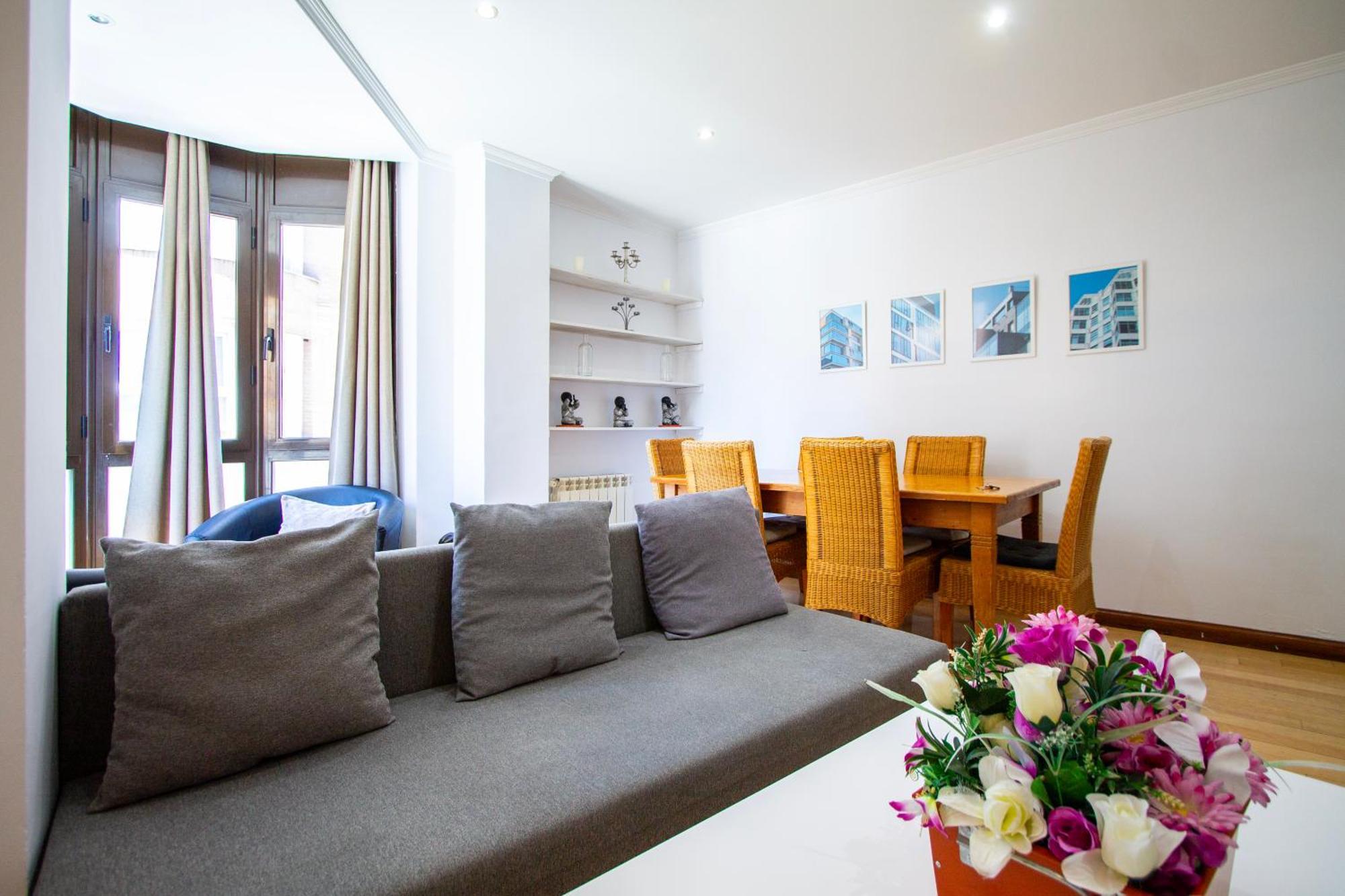 Apartamentos Adelfas Madrid Dış mekan fotoğraf