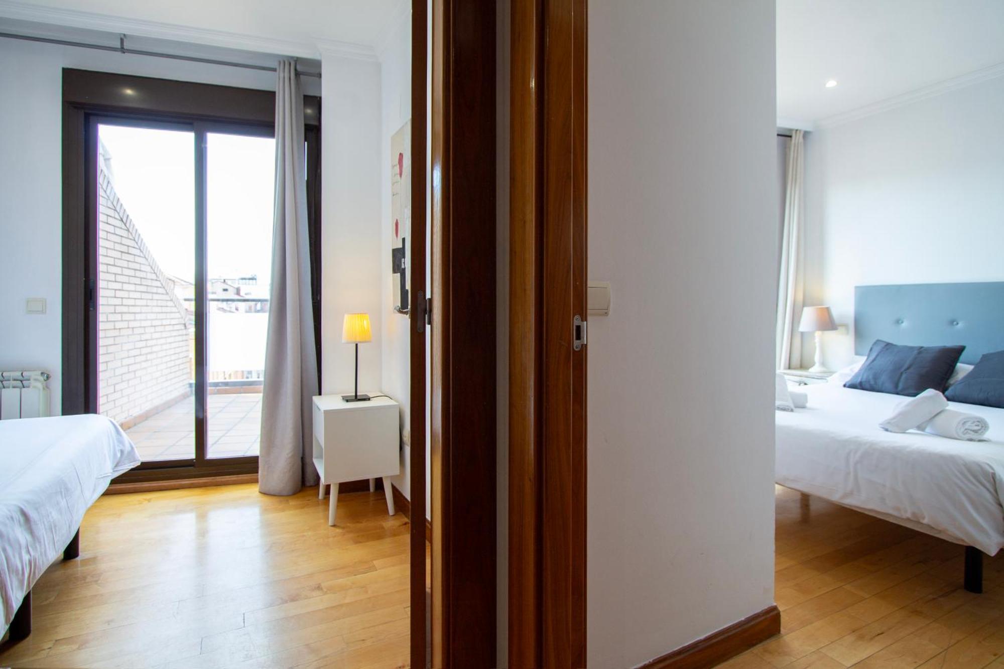 Apartamentos Adelfas Madrid Dış mekan fotoğraf