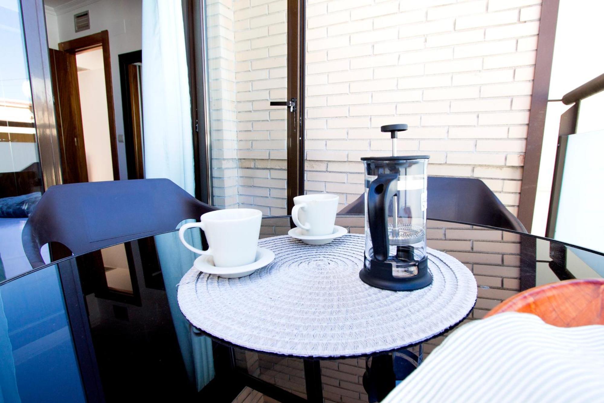 Apartamentos Adelfas Madrid Dış mekan fotoğraf