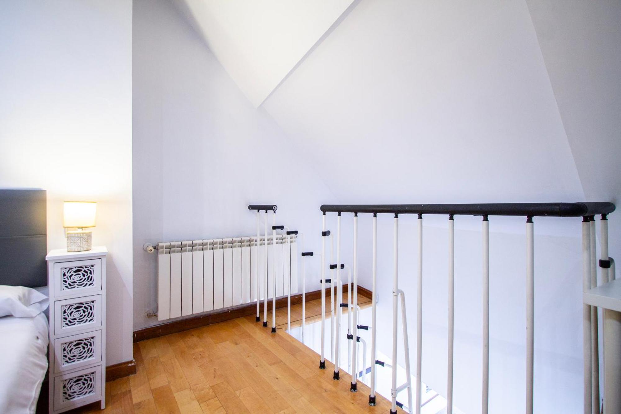 Apartamentos Adelfas Madrid Dış mekan fotoğraf