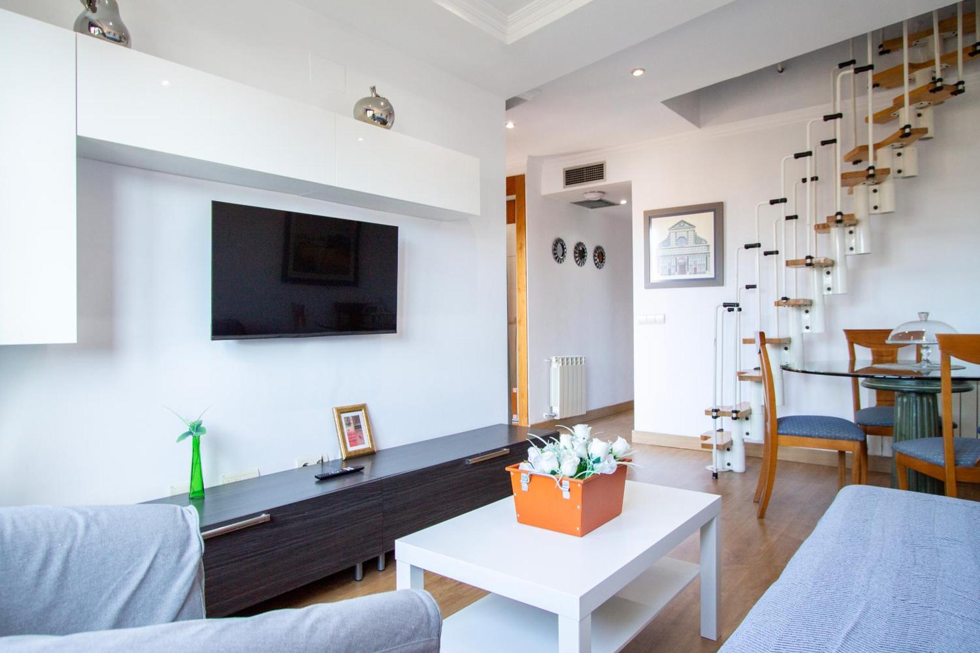 Apartamentos Adelfas Madrid Dış mekan fotoğraf