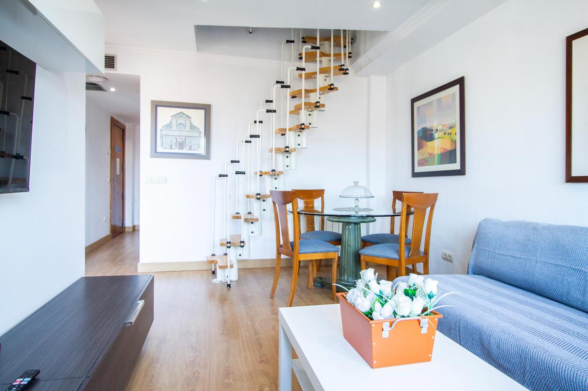 Apartamentos Adelfas Madrid Dış mekan fotoğraf